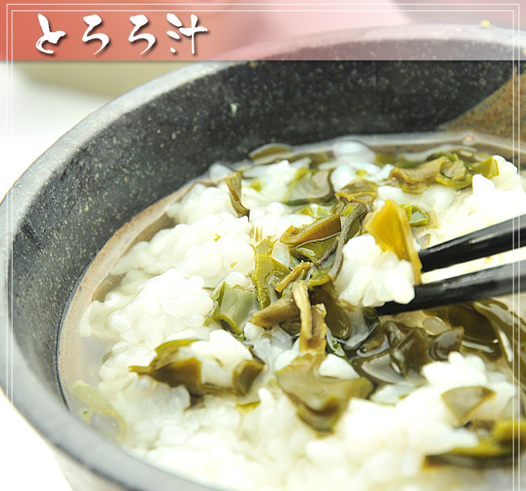 刻んだ芽かぶは野菜サラダにも最適です。ドレッシングも合いますが、ポン酢も芽かぶの味を際立たせます。